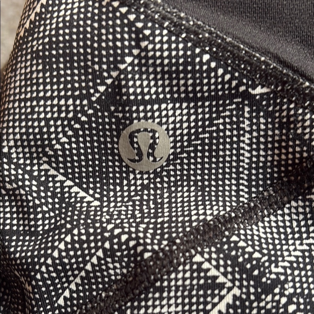 Lululemon Geometric Print Leggings